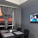Deluxe Room Breeze Residences
